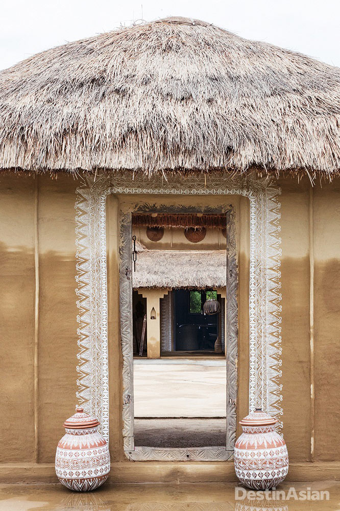 The entrance to Meghauli Serai’s village-inspired dining courtyard.