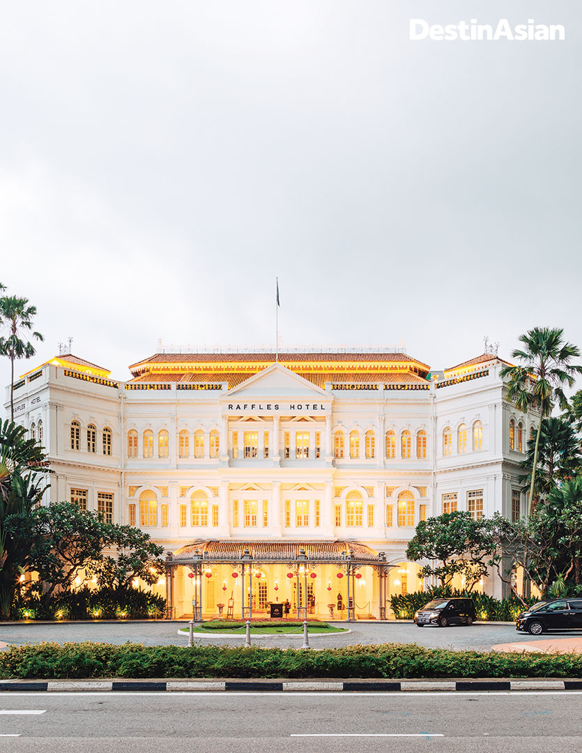 The famous facade of Singapore's most storied hotel. 