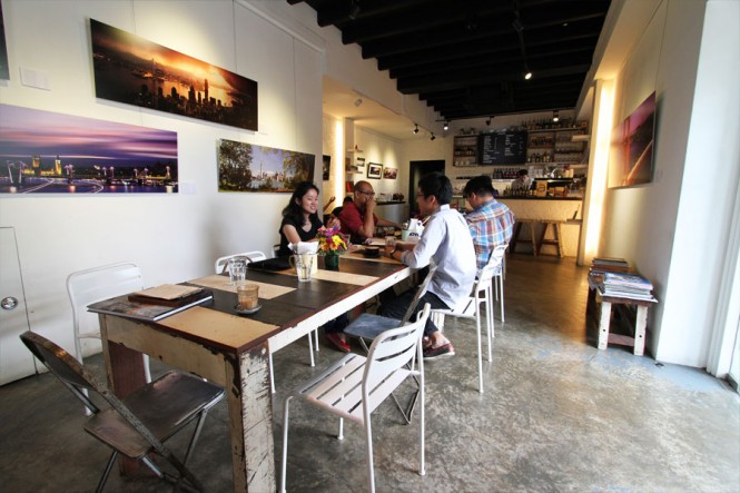 Munch on gluttonous brunch fare while checking out local artworks.