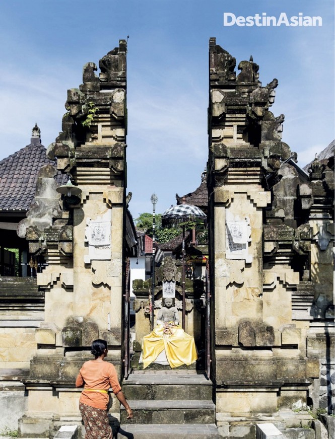 The Griya Agung Budha Salahin compound in Demulih.