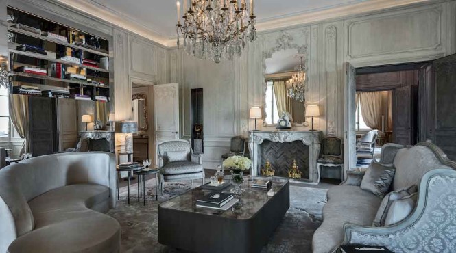Grands Appartement's living room