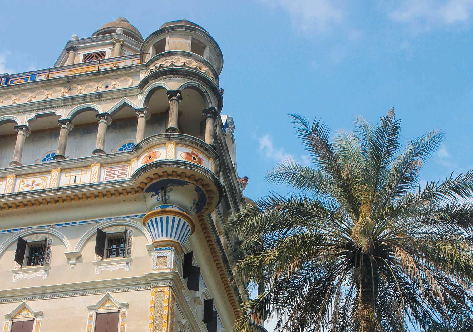 Arguably the most ornate of Kaiping’s diaolou, Ruishi Lou towers over the village of Jinjiang Li.