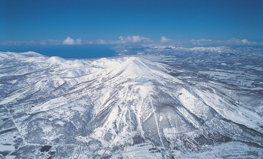 Soaring mountainscapes in Niseko, Japan.