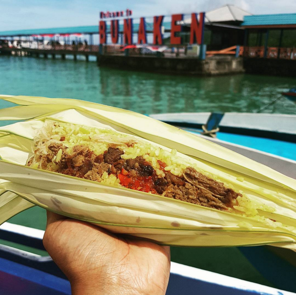 Nasi kuning Manado courtesy of @happy_lantang