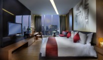 Sofitel So Bangkok - Wood Element Room