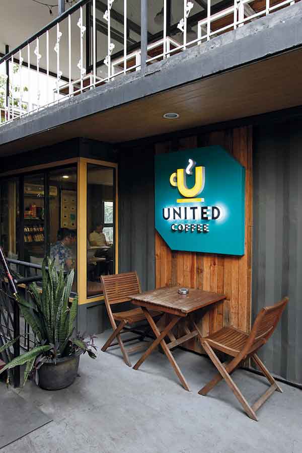 United Coffee. All photos by Vincent Coscolluela
