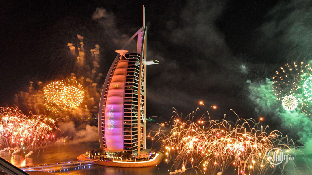 Dubai's 2014 fireworks display managed to break the Guinness World Record.