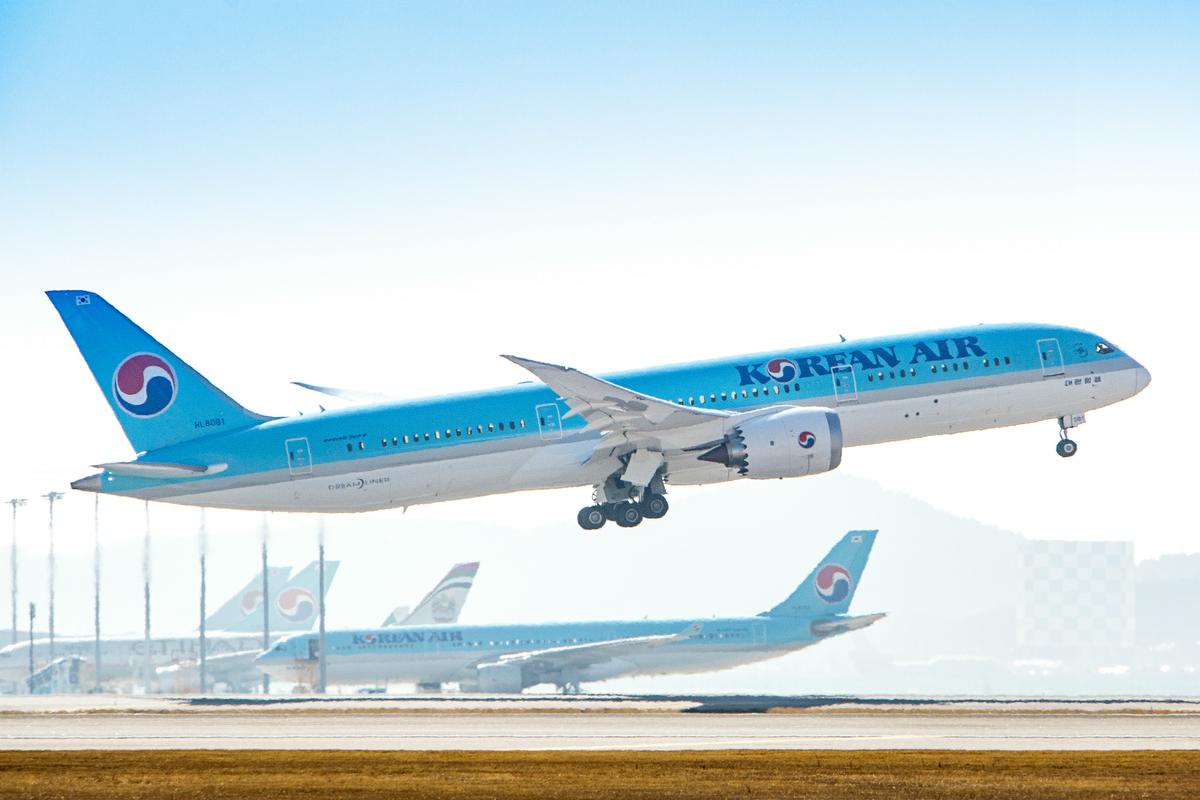 Korean Air Boeing 787-9 Dreamliner to start international routes. 