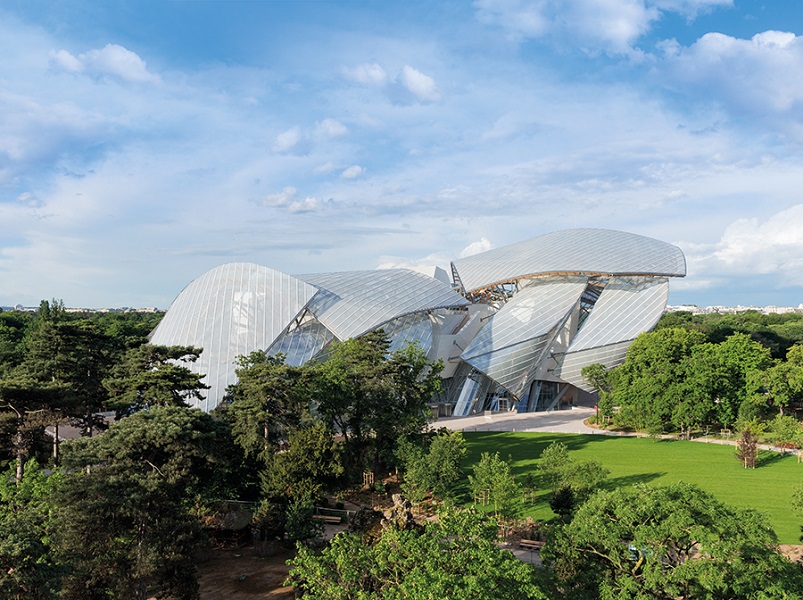 The grounds of the Fondation Louis Vuitton in a park on the edge of the 16th arrondissement.