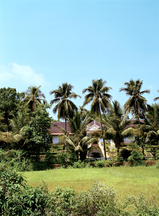 A view of the same property.