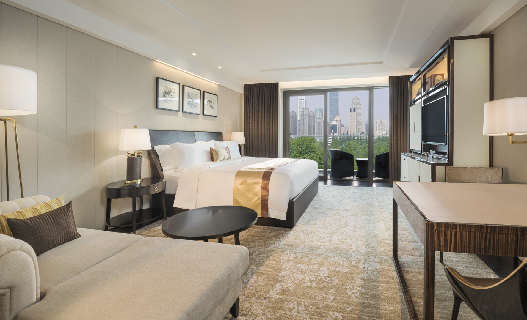 The Superior Deluxe Room at The Grand Mansion features a view of the city.