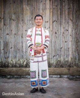 Jinuo man in Bapo Village
