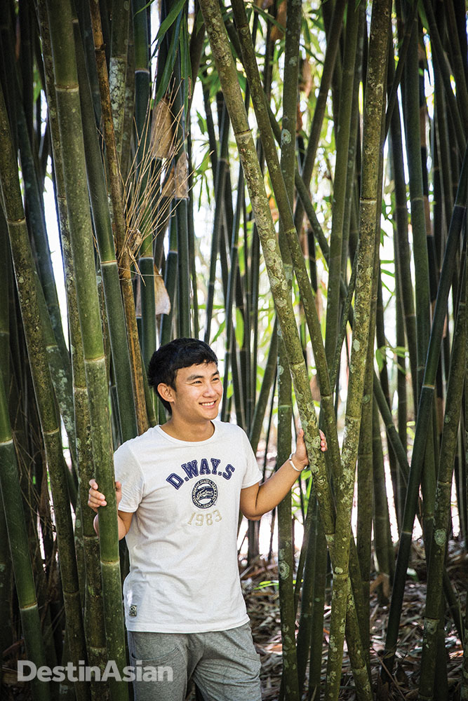 Anantara guide Tommy at the Xishuangbanna Tropical Botanical Garden.