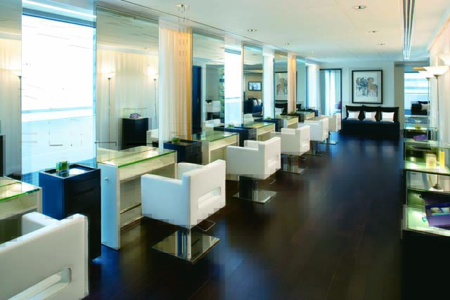 The Mandarin Salon is the only hair salon to have a comprehensive range of Philip Kingsley products in Hong Kong.