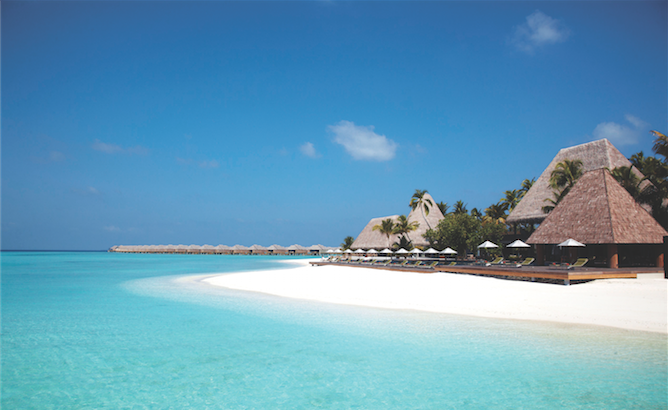 Maldives resort Anantara Kihavah Villas