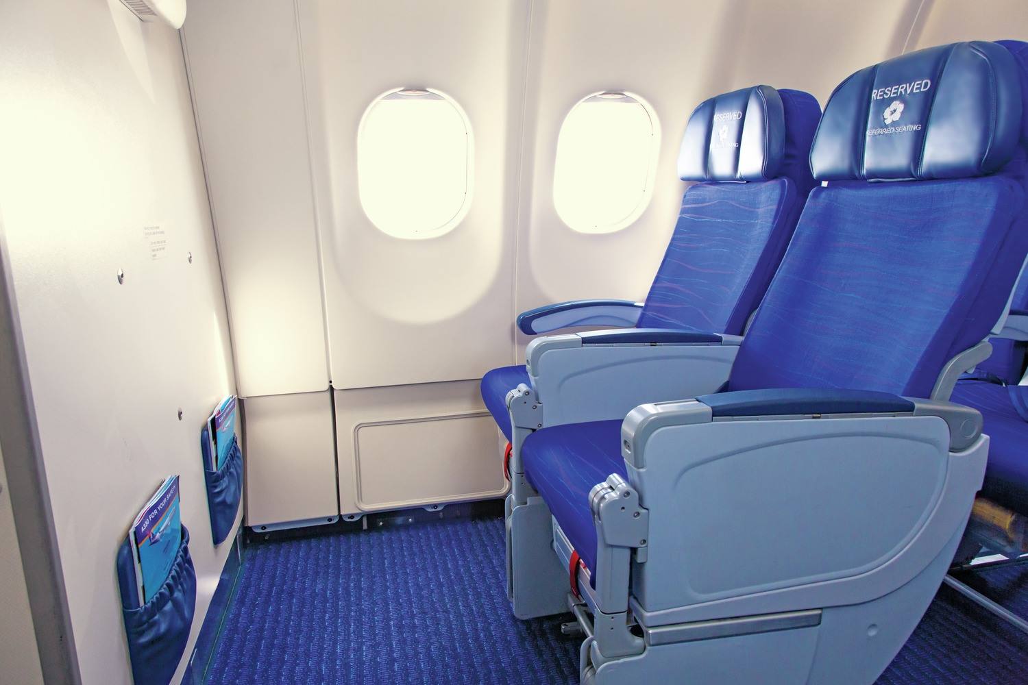 Hawaiian Airlines Airbus A330 Extra Comfort Seats Elcho Table