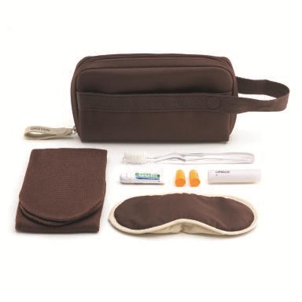 The Qwstion amenities kit provided when flying from Zurich to Singapore.