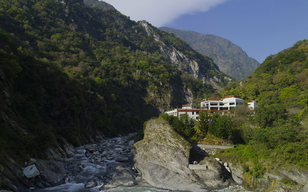 Silks Place is a five-star accommodation located inside Taroko National Park.