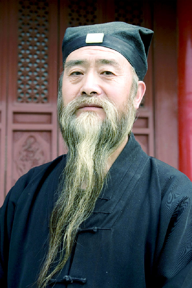 A Taoist monk at the Chenghuang Temple.