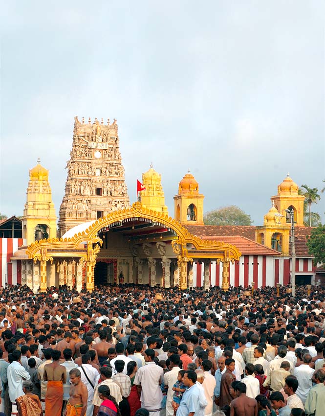 Sri Lanka travel: festival at the Kandasamy Kovil in Jaffna