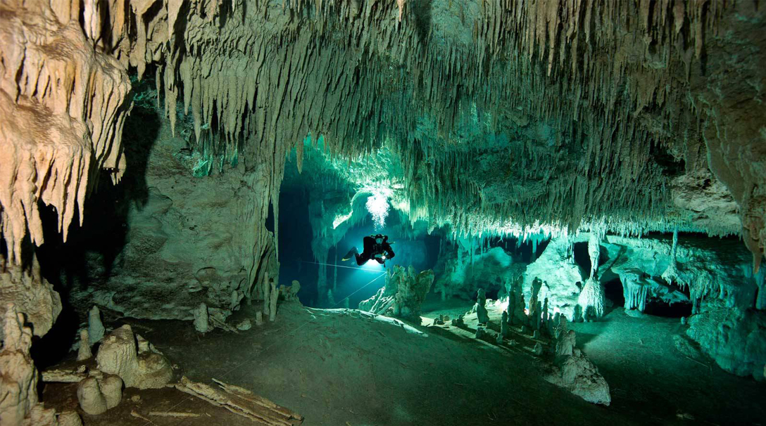 cueva en méxico