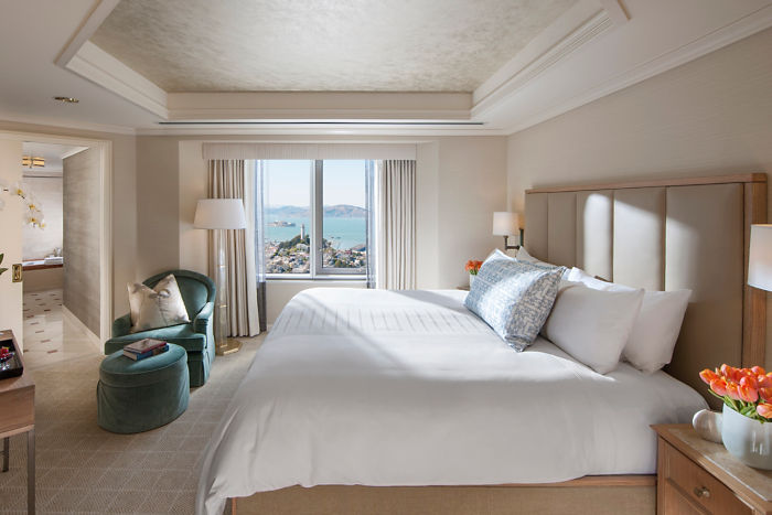 A room with views of the bay.