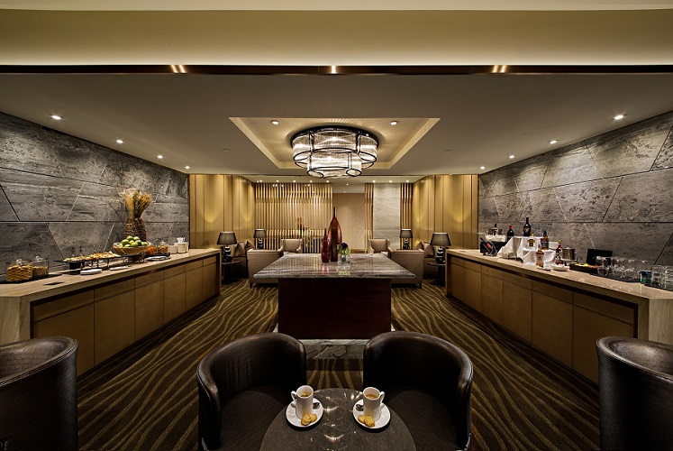 Two VIP rooms, such as the one shown above, are available with private bathrooms.